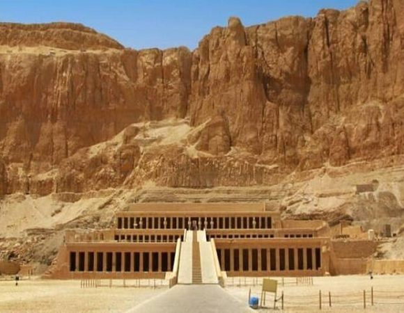 Amazing private full day Luxor west and east bank