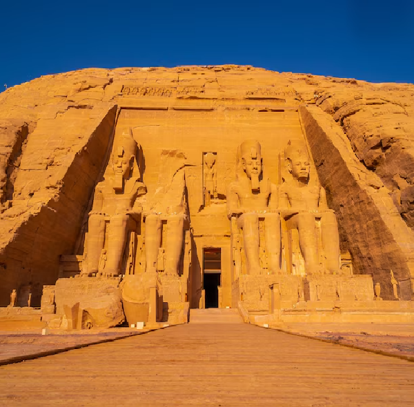 Trip from Luxor to Abu Simbel: 1 Unmissable Day to Discover Egypt’s Timeless Temples